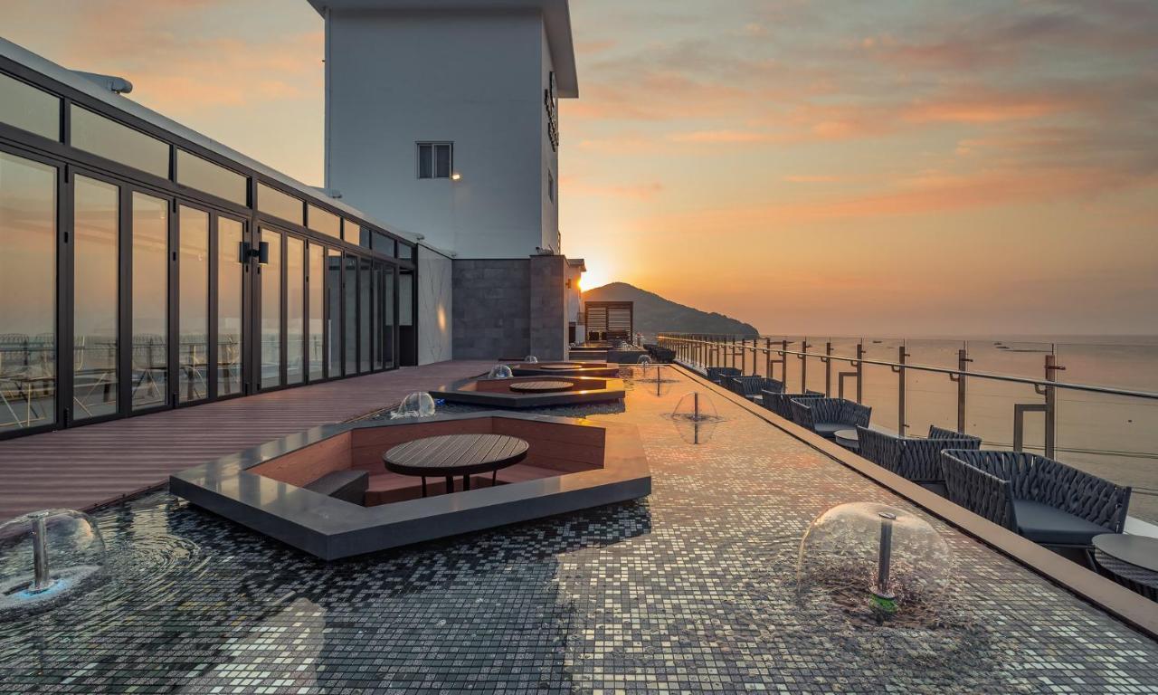 Stubborn Hotel Geoje Exterior photo