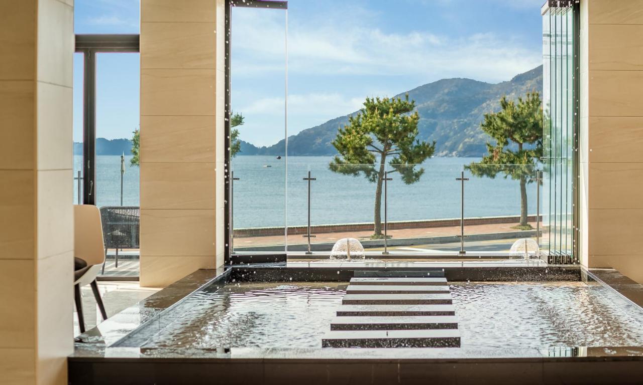 Stubborn Hotel Geoje Exterior photo
