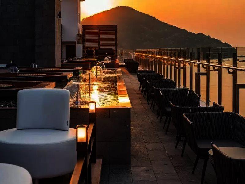 Stubborn Hotel Geoje Exterior photo